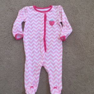 Infant girl’s sleeper - like new